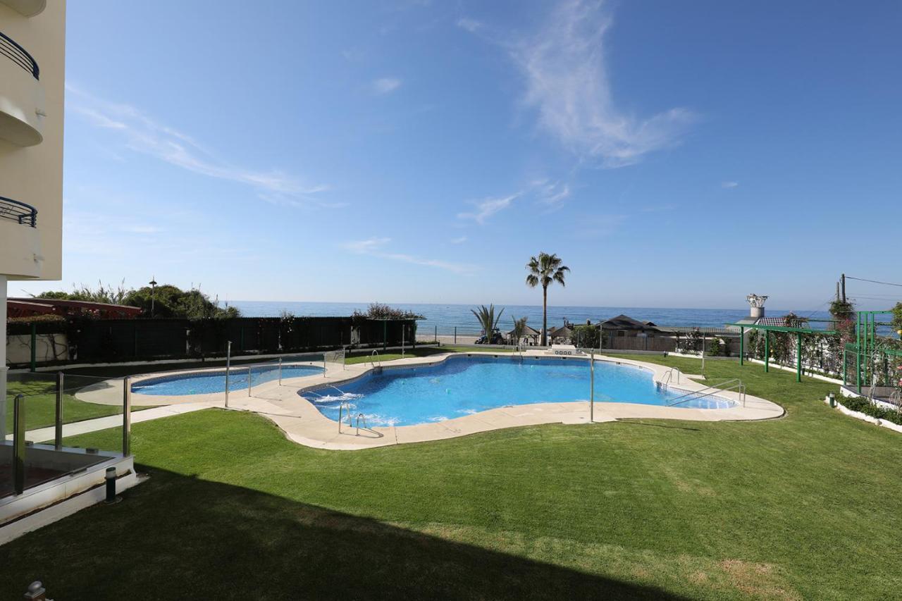 Banana Beach Primera Linea De Playa Marbella Exterior photo