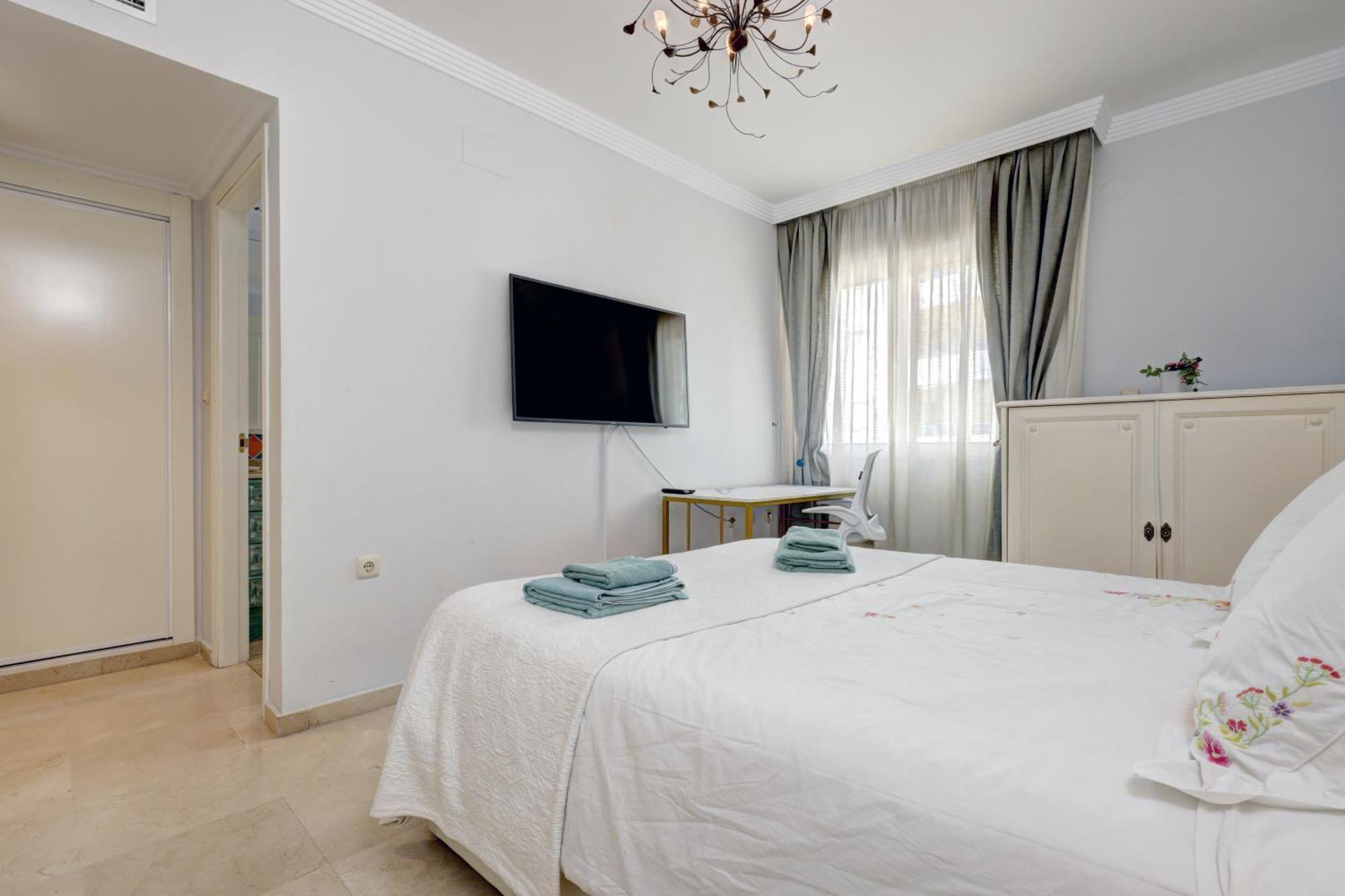 Banana Beach Primera Linea De Playa Marbella Exterior photo